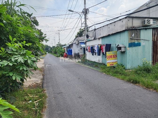 Lô đất gần chợ Phước Thạnh, 130m2 thổ cư sổ riêng, giá 550 triệu
