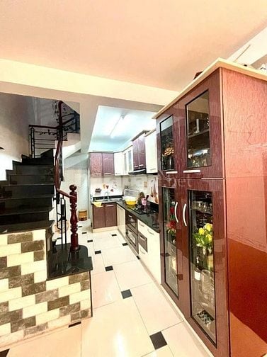 Cho thuê nhà 3m (BG) Lạc Long Quân, P.8, Q.Tân Bình giá 10tr