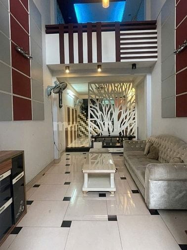 Cho thuê nhà 3m (BG) Lạc Long Quân, P.8, Q.Tân Bình giá 10tr