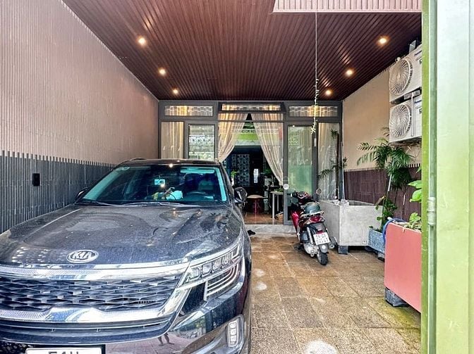 💥 SIÊU RẺ! Bán Nhà 2 Tầng view Hồ Bàu Tràm, Cách Biển 800m , 125m2