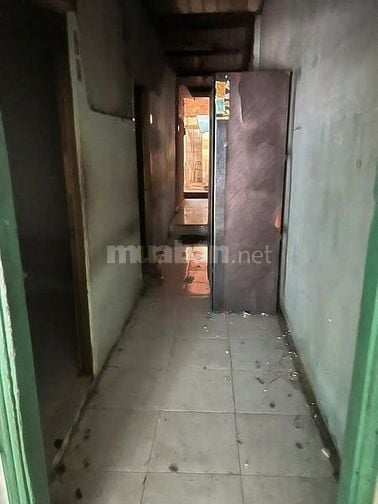  5,8 tỷ nhà lát hẻm rộng 70m2 đất khu hiện hữu SHR nở hậu đẹp 