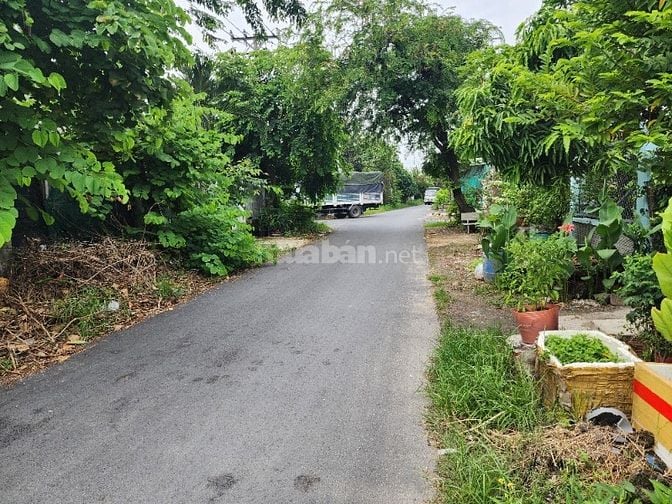 Lô đất gần chợ Phước Thạnh, 130m2 thổ cư sổ riêng, giá 550 triệu