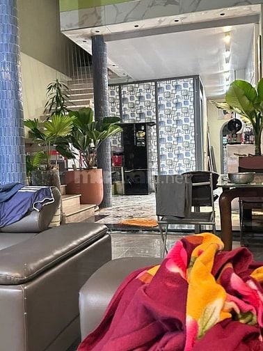 💥 SIÊU RẺ! Bán Nhà 2 Tầng view Hồ Bàu Tràm, Cách Biển 800m , 125m2