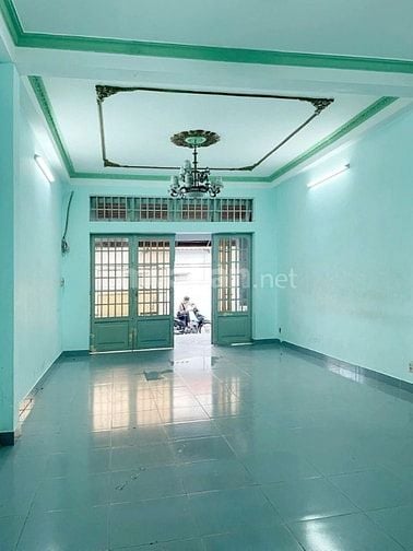 Cho thuê nhà hẻm 6m(XT) Nguyễn Phúc Chu, P.15, Q.Tân Bình giá 10.5tr