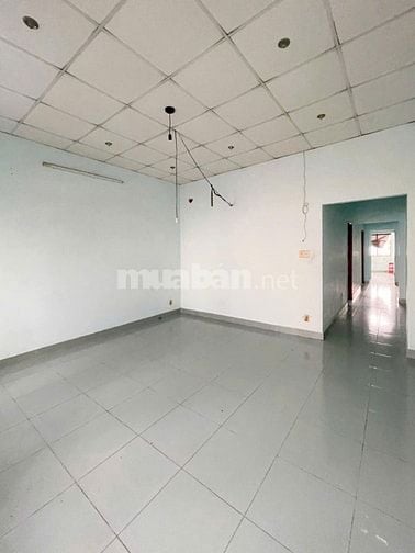 Cho thuê nhà hẻm 6m(XT) Nguyễn Phúc Chu, P.15, Q.Tân Bình giá 10.5tr