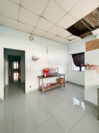Cho thuê nhà hẻm 6m(XT) Nguyễn Phúc Chu, P.15, Q.Tân Bình giá 10.5tr