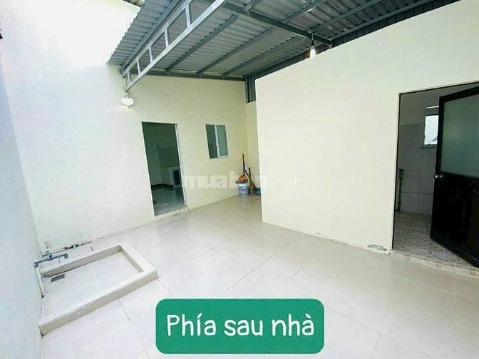 Bán gấp nhà tại Thị trấn Cần Giuộc, Long An, 2 phòng ngủ, 132.4m2