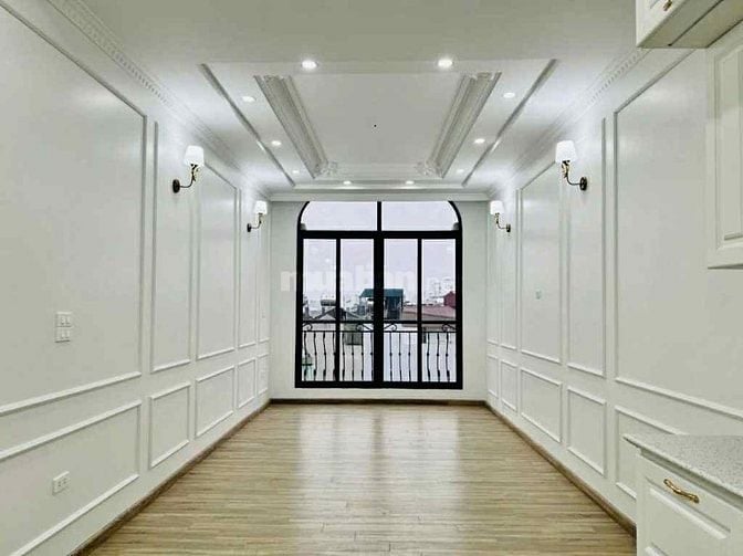 NHÀ MỚI PHỐ NGỌC THỤY - HỌC VIỆN HẬU CẦN - 8TẦNG THANG MÁY - GARA OTO