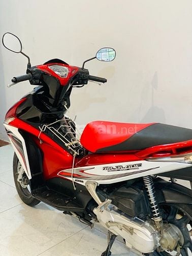 Honda Air Blade 110 Fi Màu Trắng Đỏ Biển HN CHÍNH CHỦ