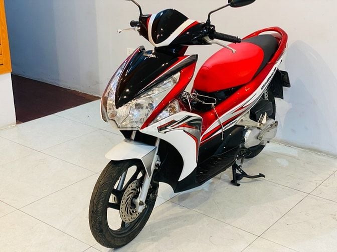 Honda Air Blade 110 Fi Màu Trắng Đỏ Biển HN CHÍNH CHỦ