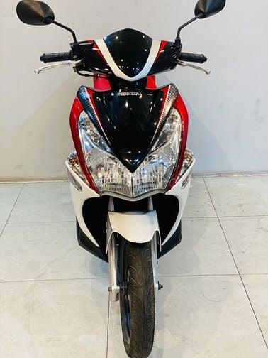 Honda Air Blade 110 Fi Màu Trắng Đỏ Biển HN CHÍNH CHỦ