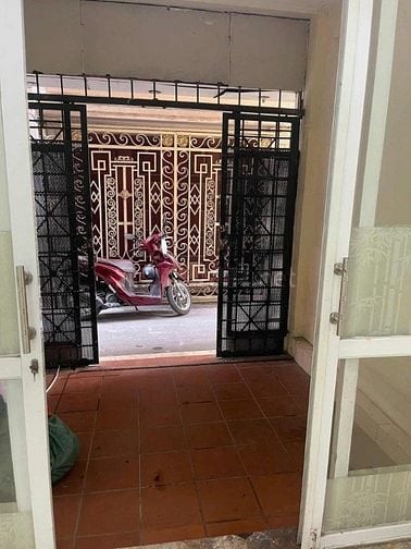 Cho Thuê NR Tại Quận Đống Đa,40m2X4,4PN,3WC,Ở GĐ Hoặc Nhóm Gần Hồ Thiề
