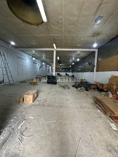 Cho thuê Kho/Xưởng mặt tiền Lạc Long Quân, P.5, Q.11 giá 35tr