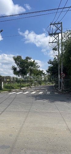 CẦN BÁN LÔ ĐẤT TẠI TUYẾN ĐƯỜNG HUYẾT MẠCH NGUYỄN TRUNG TRỰC LONG AN