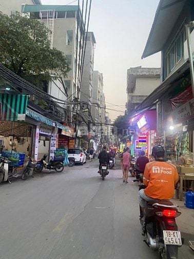 HẠ SỐC HƠN 11 TỶ NHÀ C4 MẶT PHỐ PHÚ ĐÔ NAM TỪ LIÊM DT 180M2, 43,5 TỶ