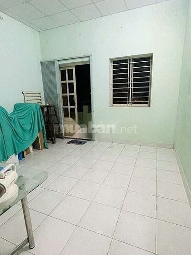 Cho thuê nhà MTNBộ 6m(XH)Thoại Ngọc Hầu, P.Phú Thạnh, Q.T.Phú giá 18tr