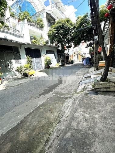 Cho thuê nhà MTNBộ 6m(XH)Thoại Ngọc Hầu, P.Phú Thạnh, Q.T.Phú giá 18tr