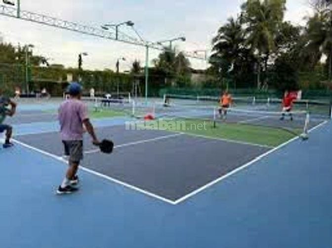 cho thuê sân tennis và pickleball