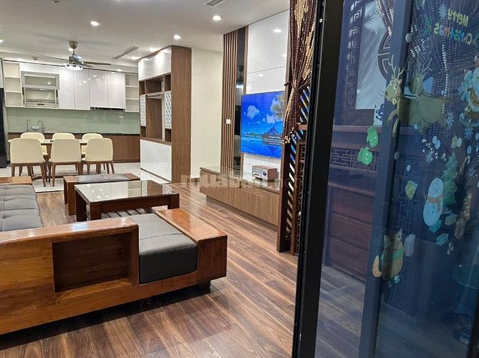 Chính chủ nhờ bán căn hộ chung cư cao cấp dự án 136 Hồ Tùng Mậu 145m2,