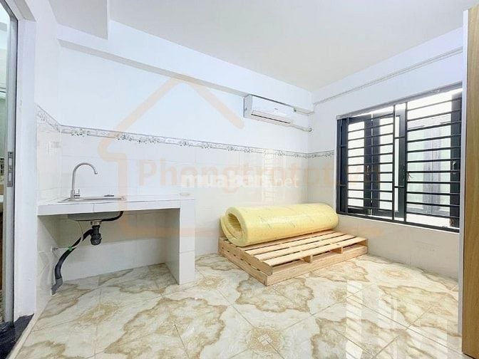 Nhà mới , sạch sẽ , đầy đủ nội thất