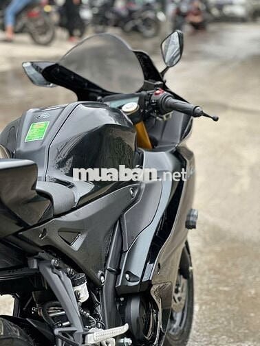 Yamaha R15V4 cực chất có trả góp trao đổi ✅
