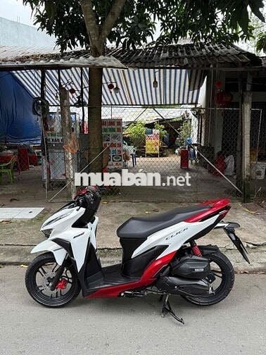 Click150i date 2022 Trắng Đỏ odo 8k 1 chủ