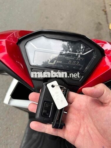 Click150i date 2022 Trắng Đỏ odo 8k 1 chủ