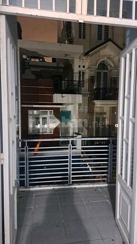 Cho thuê nhà mặt tiền Lê Văn Quới, P.B.T.Đông A, Q.Bình Tân giá 20tr
