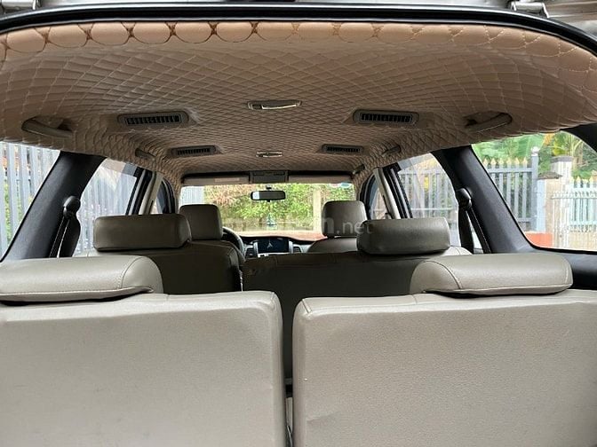 Chính chủ kẹt tiền cần bán xe innova đời 2013 tâm huyết.