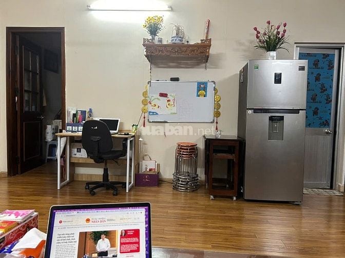 Chính chủ cho thuê chung cư 3PN, 2WC, khu Đô thị Việt Hưng, Long Biên