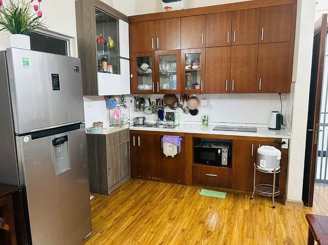 Chính chủ cho thuê chung cư 3PN, 2WC, khu Đô thị Việt Hưng, Long Biên