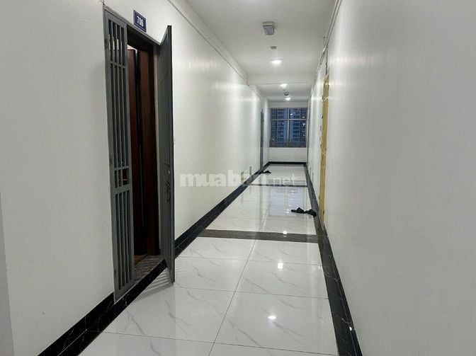 Chính chủ cho thuê chung cư 3PN, 2WC, khu Đô thị Việt Hưng, Long Biên