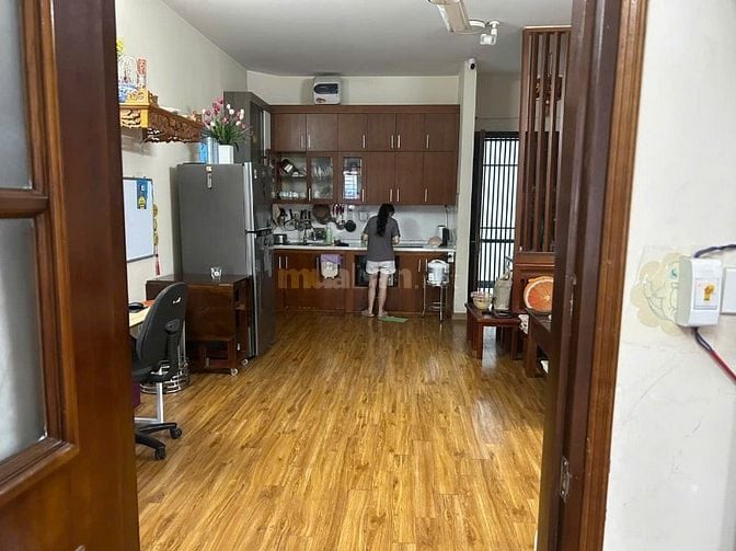 Chính chủ cho thuê chung cư 3PN, 2WC, khu Đô thị Việt Hưng, Long Biên