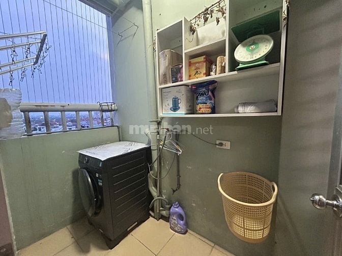 Chính chủ cho thuê chung cư 3PN, 2WC, khu Đô thị Việt Hưng, Long Biên