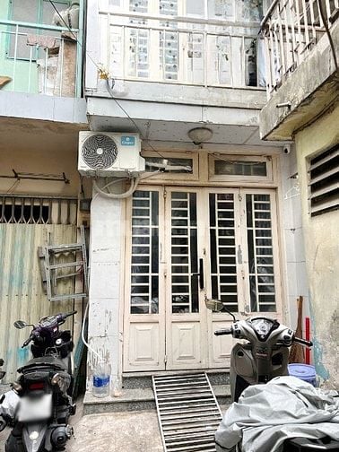 Nhà 3 tầng hẻm 165 đường Cống Quỳnh P.Nguyễn Cư Trinh Q1