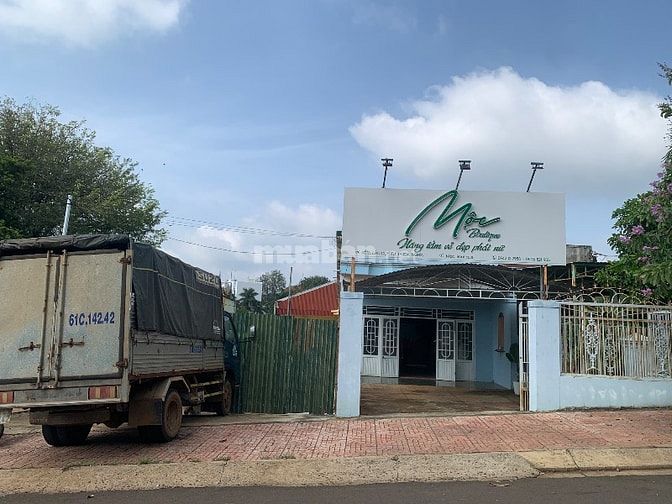 Ngộp cần bán gấp nhà kho và đất 