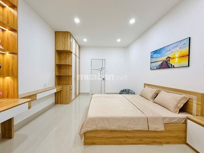 CHÍNH CHỦ BÁN NHÀ 114/PHẠM VĂN CHIÊU MỚI ĐẸP 3LẦU XE HƠI ĐẬU CỬA