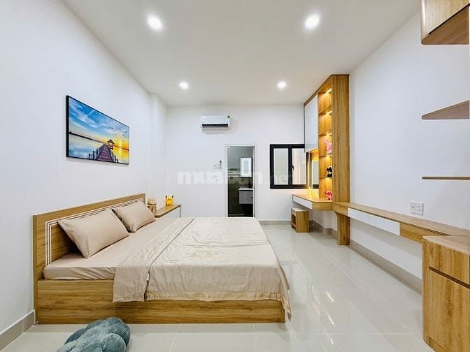 CHÍNH CHỦ BÁN NHÀ 114/PHẠM VĂN CHIÊU MỚI ĐẸP 3LẦU XE HƠI ĐẬU CỬA