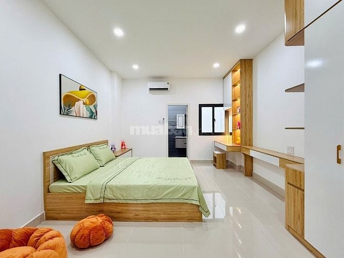 CHÍNH CHỦ BÁN NHÀ 114/PHẠM VĂN CHIÊU MỚI ĐẸP 3LẦU XE HƠI ĐẬU CỬA