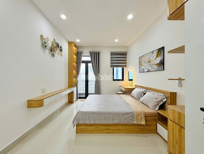 CHÍNH CHỦ BÁN NHÀ 114/PHẠM VĂN CHIÊU MỚI ĐẸP 3LẦU XE HƠI ĐẬU CỬA