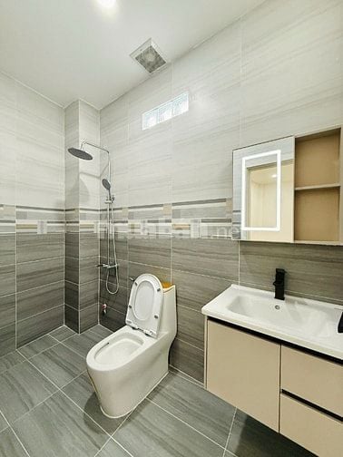 CHÍNH CHỦ BÁN NHÀ 114/PHẠM VĂN CHIÊU MỚI ĐẸP 3LẦU XE HƠI ĐẬU CỬA