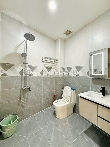CHÍNH CHỦ BÁN NHÀ 114/PHẠM VĂN CHIÊU MỚI ĐẸP 3LẦU XE HƠI ĐẬU CỬA