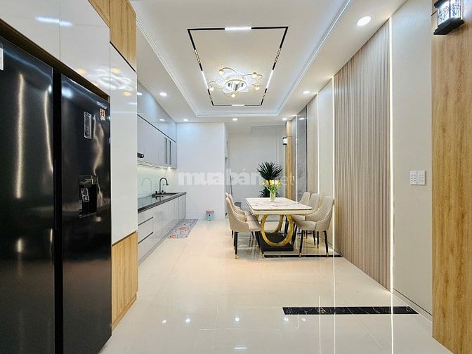 CHÍNH CHỦ BÁN NHÀ 114/PHẠM VĂN CHIÊU MỚI ĐẸP 3LẦU XE HƠI ĐẬU CỬA