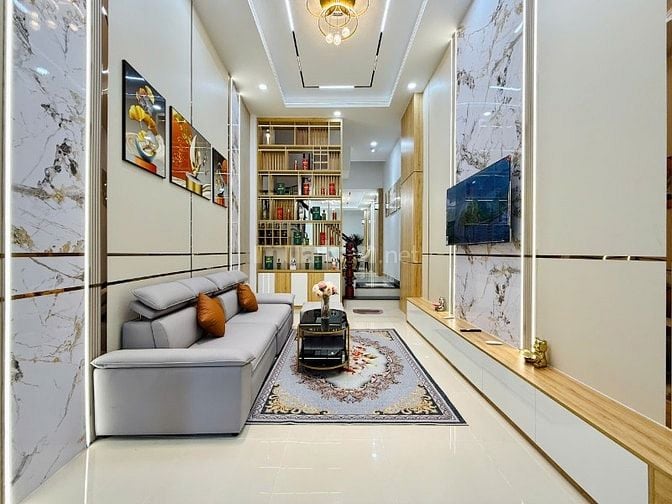 CHÍNH CHỦ BÁN NHÀ 114/PHẠM VĂN CHIÊU MỚI ĐẸP 3LẦU XE HƠI ĐẬU CỬA