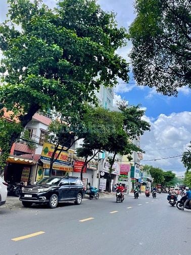 Nhà Lê Đức Thọ Gò Vấp 3 Tầng, Hẻm 6m, 3PN, 4WC, Không Gian Yên Tĩnh Để
