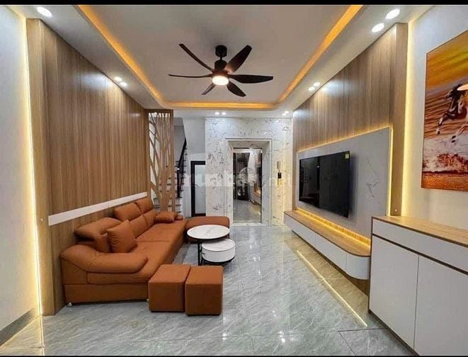 Lô góc 3 mặt thoáng - Trần Khát Chân - Hai Bà Trưng - 5 tầng - Thang m