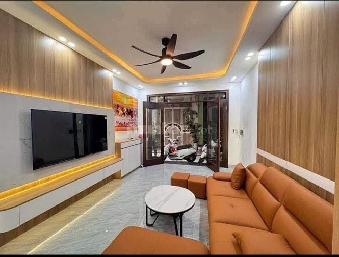 Lô góc 3 mặt thoáng - Trần Khát Chân - Hai Bà Trưng - 5 tầng - Thang m