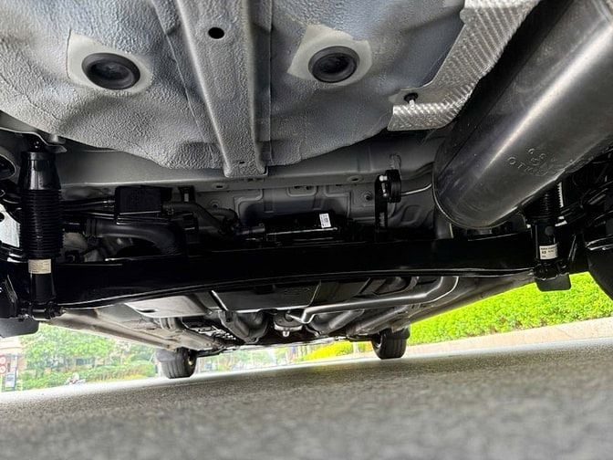 Cần bán Kia Soluto 1.4 AT sx cuối 2023 màu trắng siêu mới
