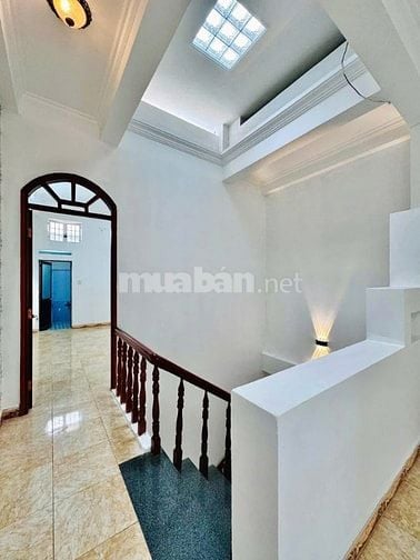 Căn 66m2 Lê Văn Việt, Q9 gần VNVC. Xây 1 trệt 2 lầu, sổ riêng có sẵn