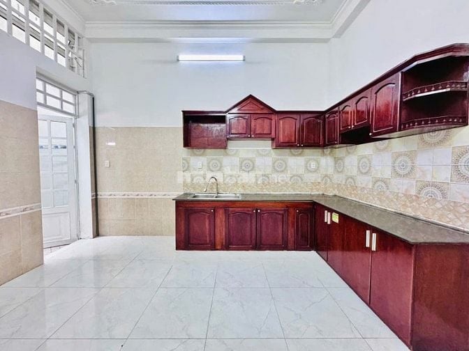 Căn 66m2 Lê Văn Việt, Q9 gần VNVC. Xây 1 trệt 2 lầu, sổ riêng có sẵn